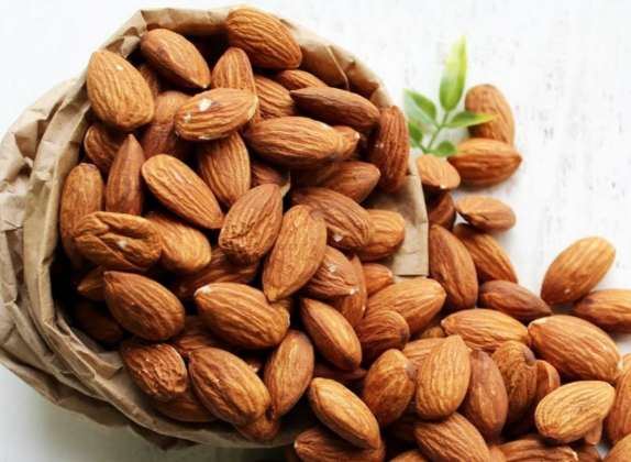 Almendras enteras
